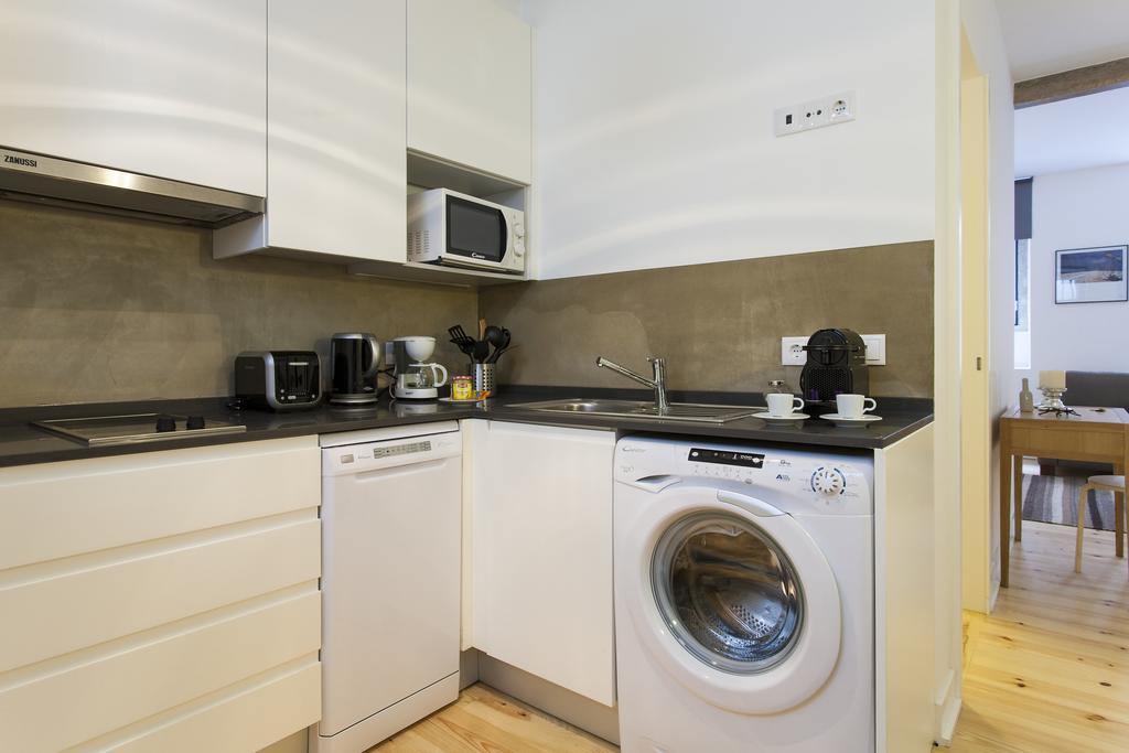 Joivy Cosy 1-Bed Flat With Workspace In Santa Catarina, Moments From Luis De Camoes Sq Lisboa Pokoj fotografie
