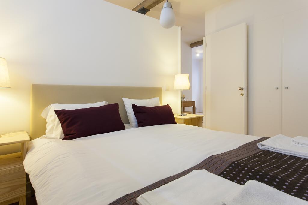 Joivy Cosy 1-Bed Flat With Workspace In Santa Catarina, Moments From Luis De Camoes Sq Lisboa Pokoj fotografie