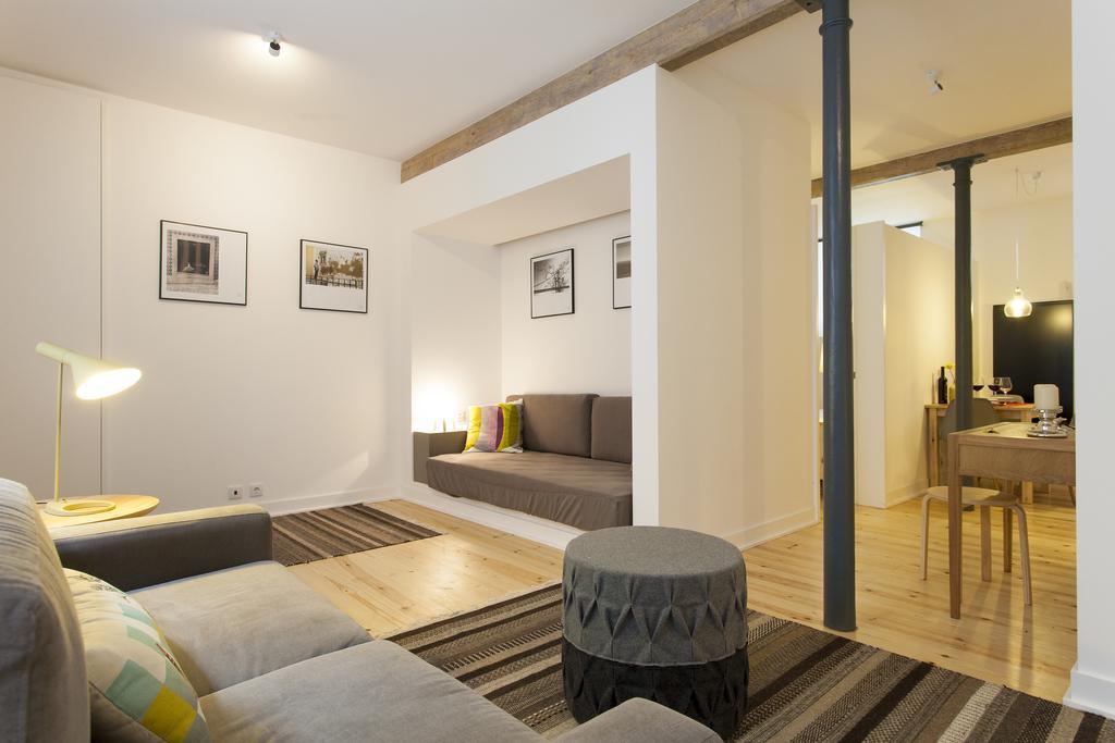 Joivy Cosy 1-Bed Flat With Workspace In Santa Catarina, Moments From Luis De Camoes Sq Lisboa Pokoj fotografie